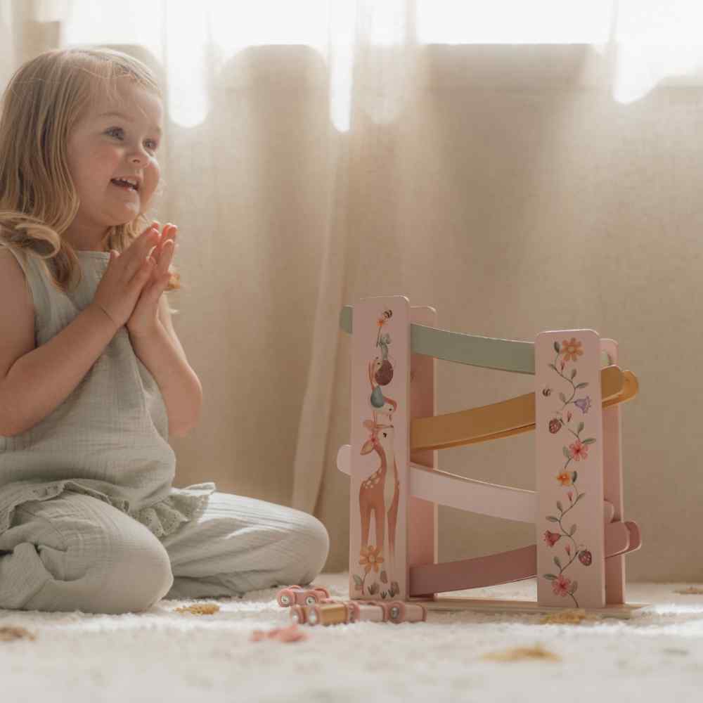 Little Dutch Ξύλινη Πίστα Αγώνων Με Αυτοκινητάκια Fairy Garden FSC