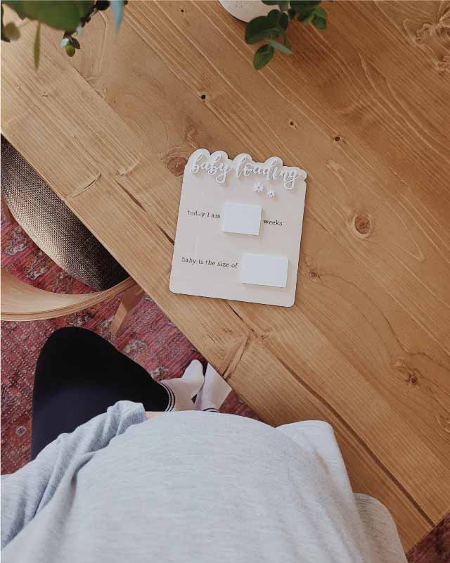 Pastel Kate Πίνακας για την Εγκυμοσύνη 'Baby is the size of'