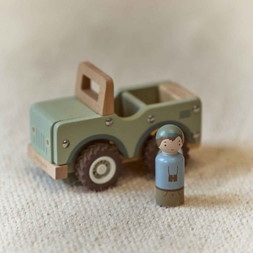little-dutch-ksylino-aytokinitaki-safari-friends-piti-3