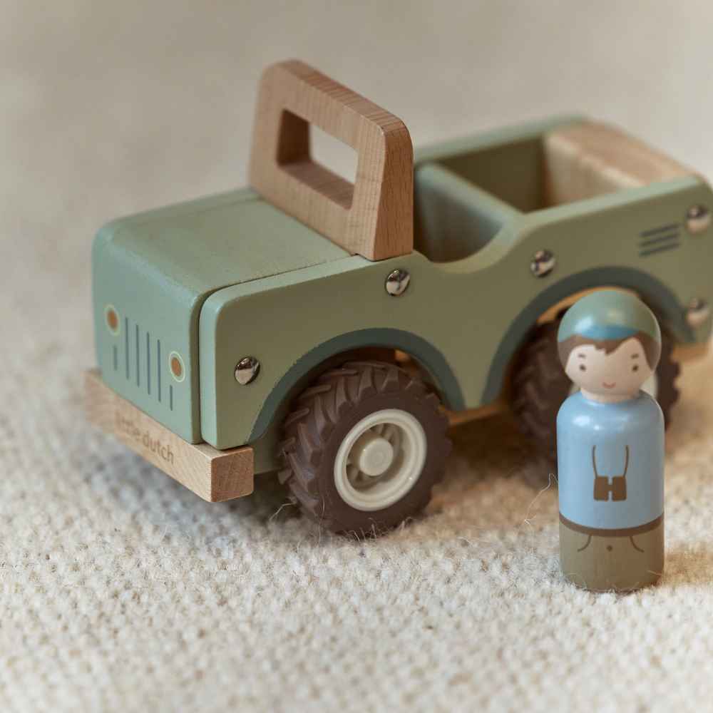 little-dutch-ksylino-aytokinitaki-safari-friends-piti-7