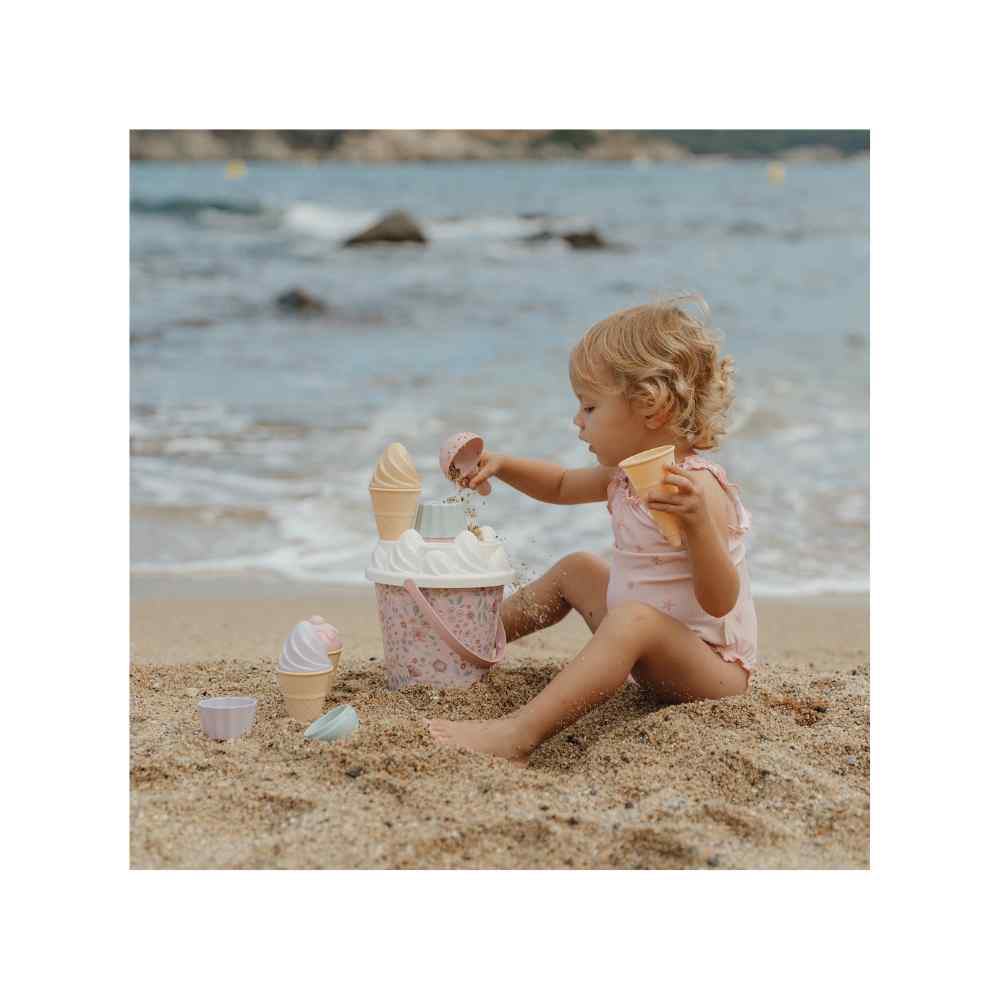Little Dutch Ολόσωμο Μαγιό Με Βολάν Dreamy Seashells