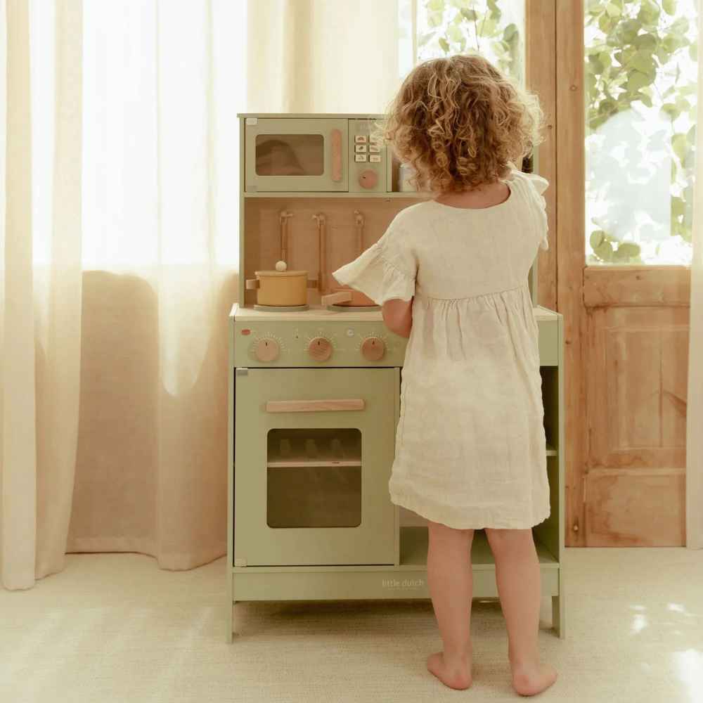 Little Dutch Ξύλινη Kουζίνα με Aξεσουάρ Παιχνιδιού Μέντα FSC