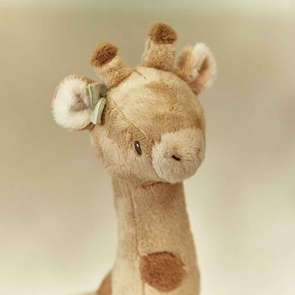 little-dutch-yfasmatini-kamilopardali-safari-friends-piti-7