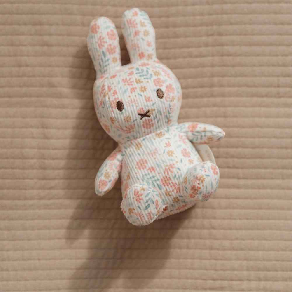 Little Dutch Υφασμάτινο Κουκλάκι Miffy Lucky Blossom All Over 15εκ. GRS