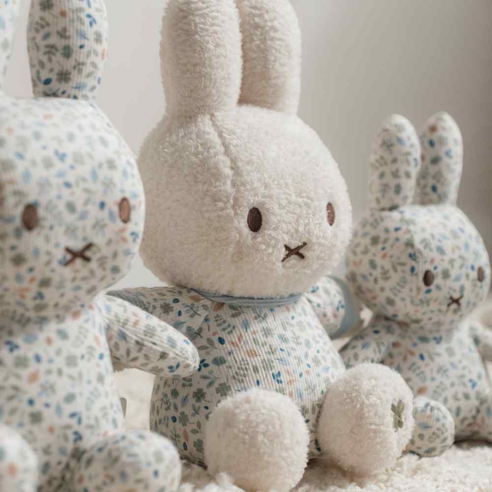 Little Dutch Υφασμάτινο Κουκλάκι Miffy Lucky Leaves All Over 15εκ. GRS