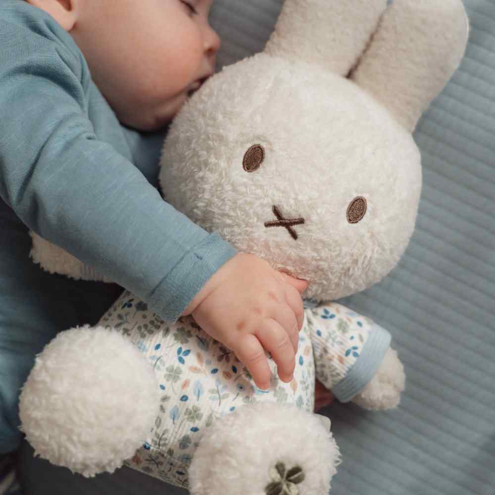 Little Dutch Υφασμάτινο Κουκλάκι Miffy Lucky Leaves 30εκ. GRS