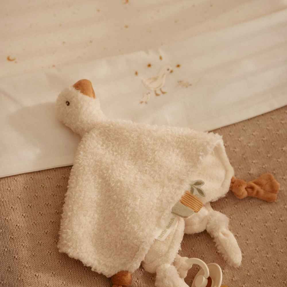 little-dutch-yfasmatino-ntoyntoy-little-goose-piti-4