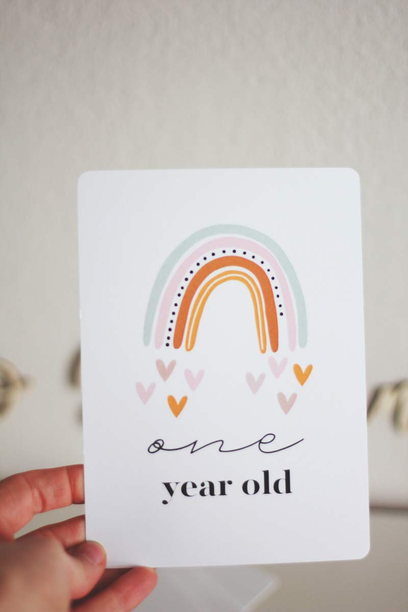 Baby Milestone Cards Rainbow
