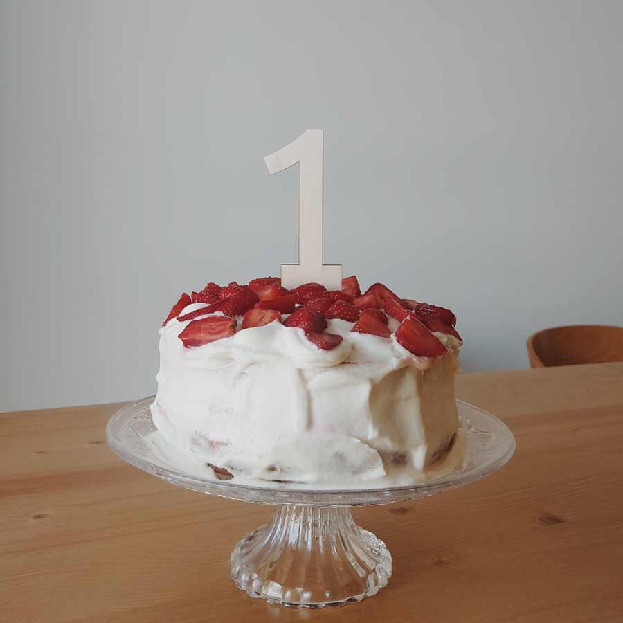 Ξύλινο Cake topper '1'