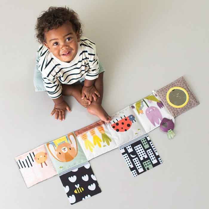 Taf Toys Εκπαιδευτικό Βιβλίο Urban Garden Pram Book
